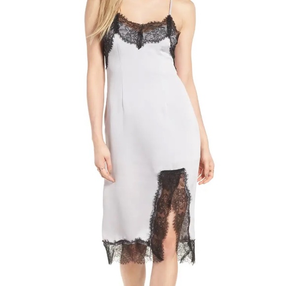 Keepsake “Stop Me” Lace Trim Midi Dress - Picture 3 of 11